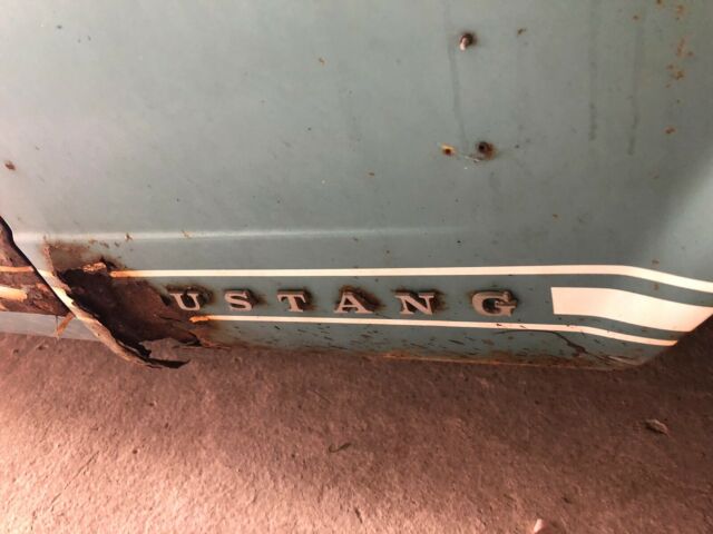 1966 Ford Mustang Deluxe pony interior - photo 5