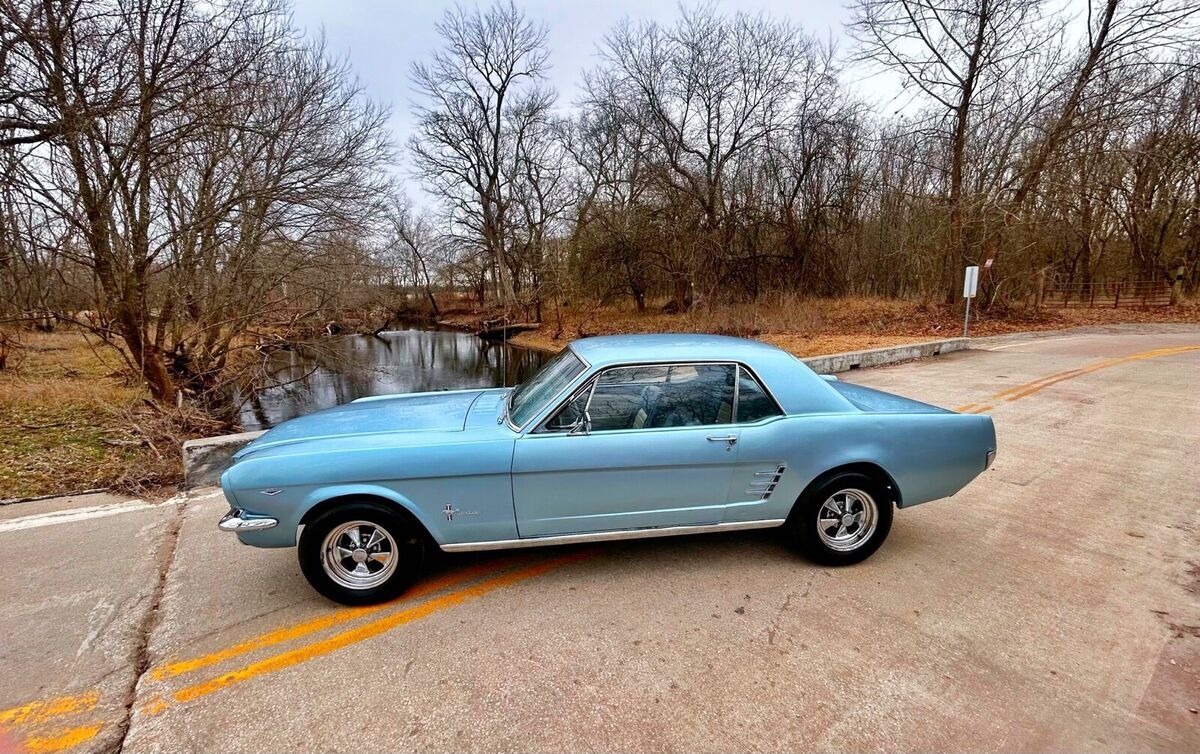 1966 Ford Mustang - photo 8