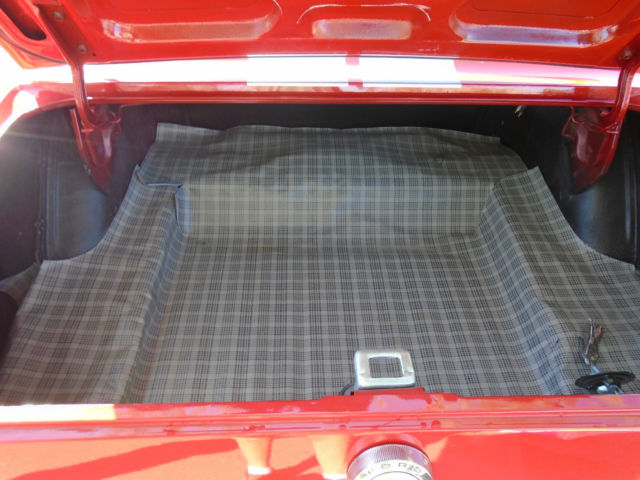 1966 Ford Mustang Pony interior - photo 12