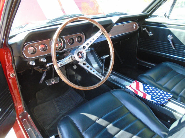 1966 Ford Mustang Pony interior - photo 8