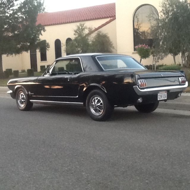 1966 Ford Mustang - photo 2