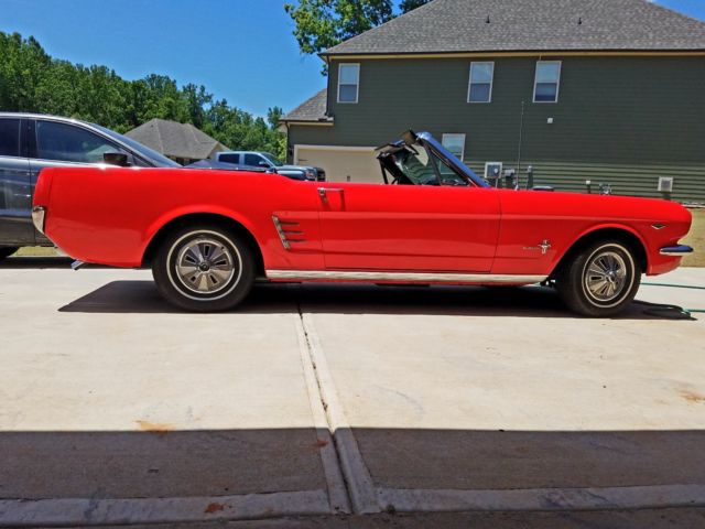 1966 Ford Mustang convertable - photo 2