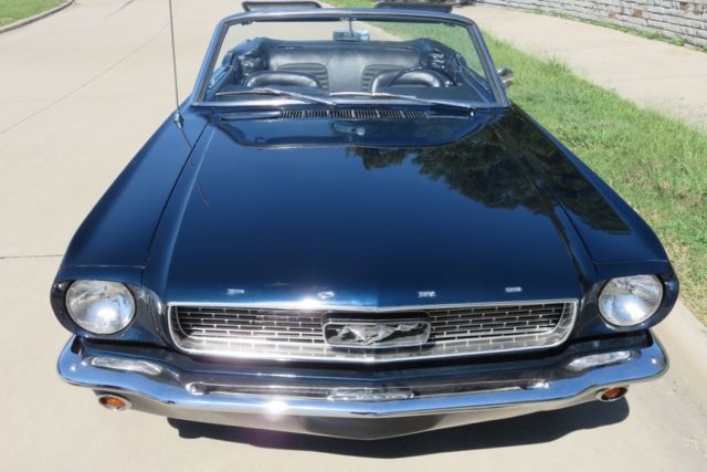 1966 Ford Mustang Convertible - photo 13