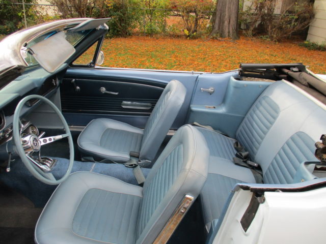 1966 Ford Mustang convertible - photo 10