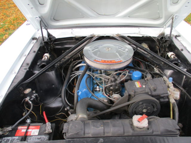 1966 Ford Mustang convertible - photo 11