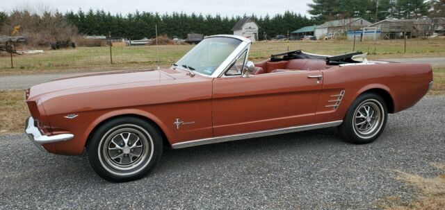 1966 Ford Mustang - photo 2