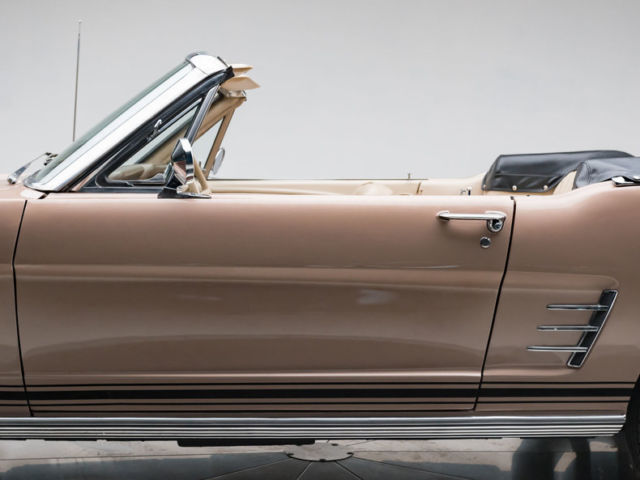 1966 Ford Mustang Convertible - photo 10