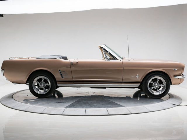 1966 Ford Mustang Convertible - photo 5