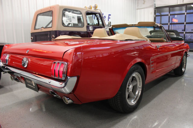 1966 Ford Mustang - photo 3