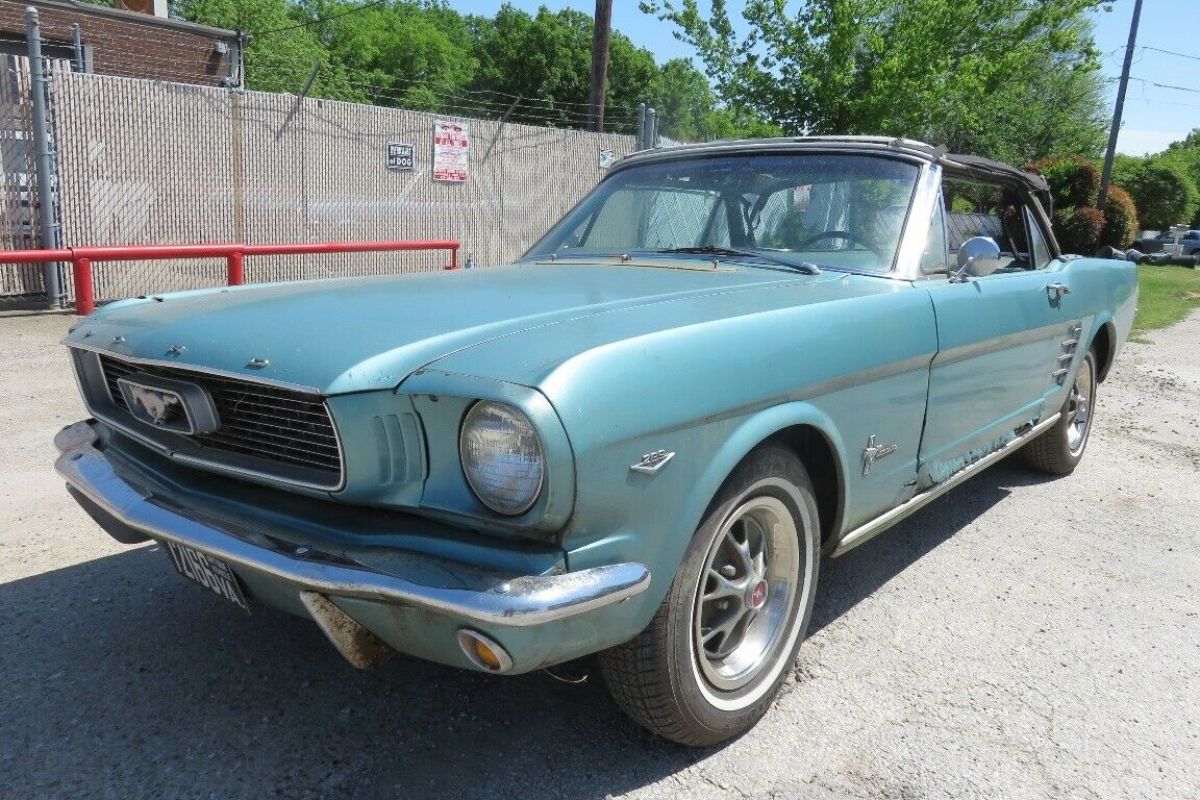 1966 Ford Mustang Convertible - photo 8
