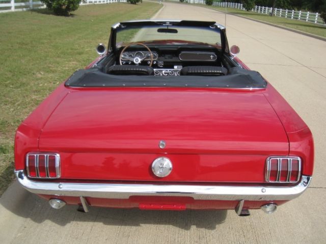 1966 Ford Mustang Convertible - photo 12