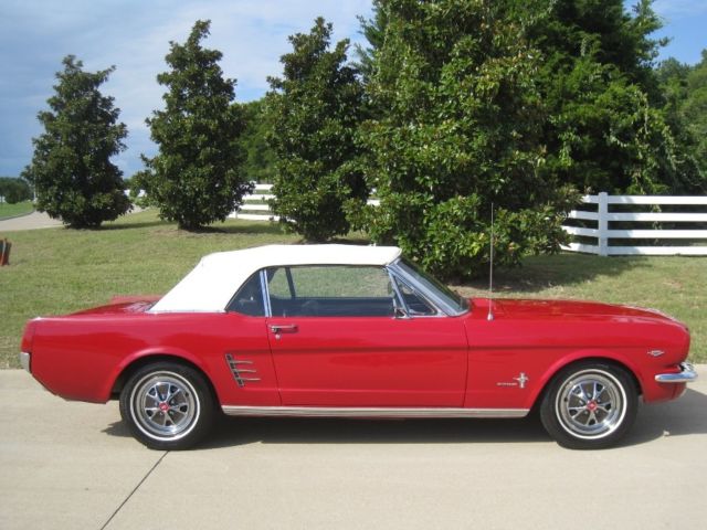 1966 Ford Mustang Convertible - photo 3
