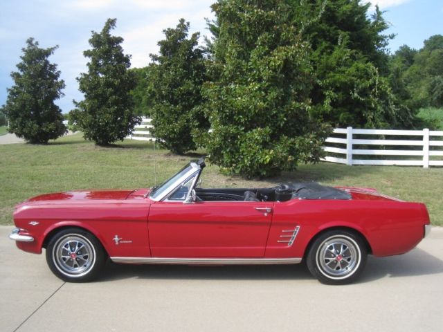 1966 Ford Mustang Convertible - photo 7