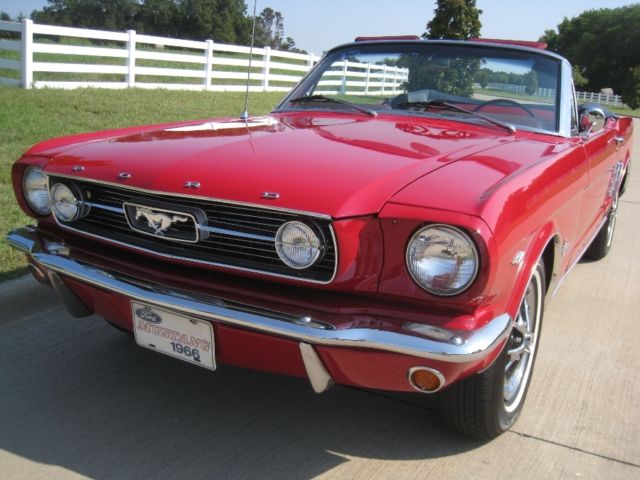 1966 Ford Mustang Convertible - photo 10