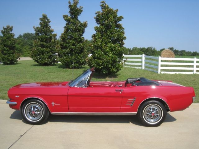 1966 Ford Mustang Convertible - photo 8