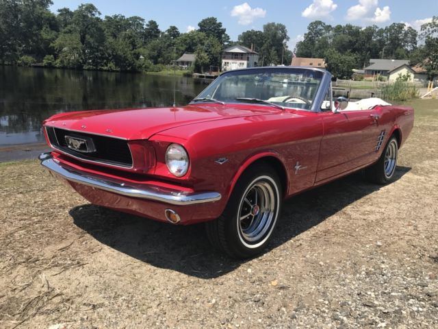 1966 Ford Mustang Convertible - photo 2