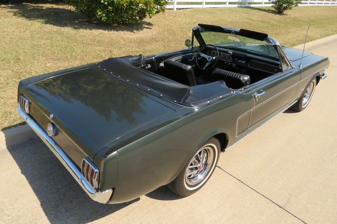 1966 Ford Mustang Convertible - Power Top - Pony Interior - photo 6