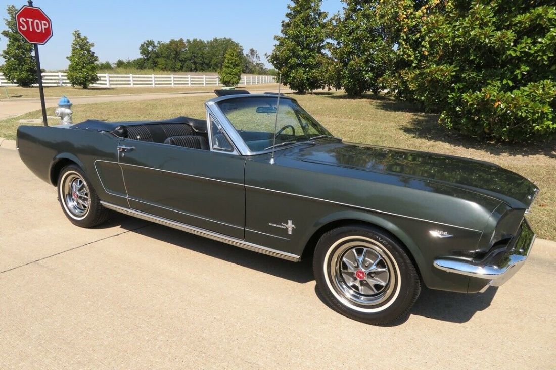 1966 Ford Mustang Convertible - Power Top - Pony Interior - photo 7