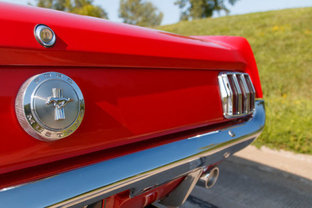 1966 Ford Mustang Convertible - photo 8