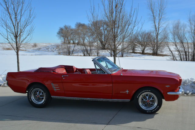 1966 Ford Mustang - photo 2