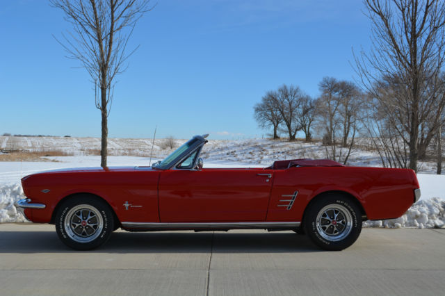 1966 Ford Mustang - photo 4