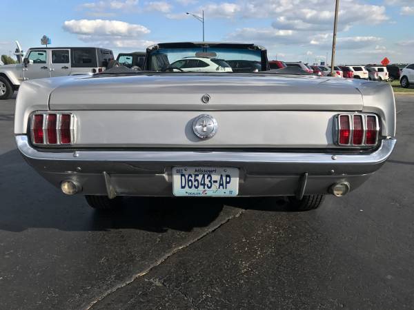 1966 Ford Mustang Convertible - photo 8