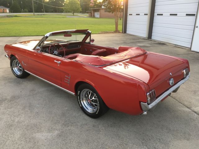 1966 Ford Mustang - photo 3