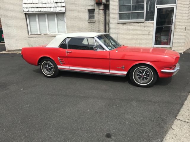 1966 Ford Mustang Convertible - photo 4
