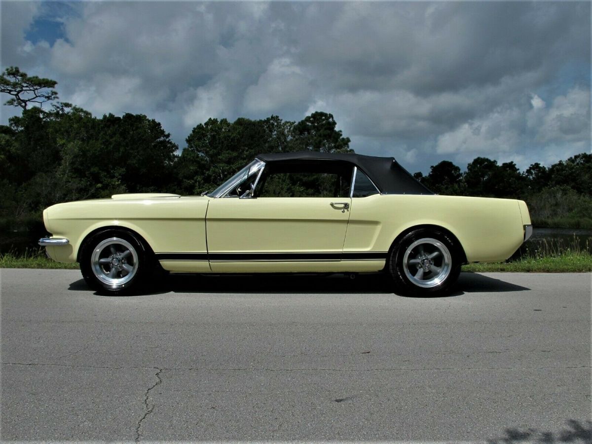 1966 Ford Mustang - photo 3