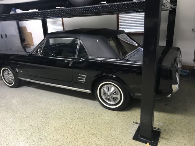 1966 Ford Mustang - photo 2