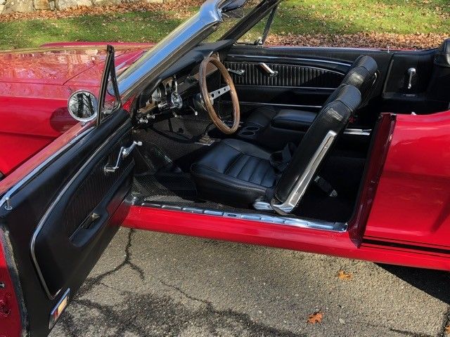 1966 Ford Mustang GT - photo 11