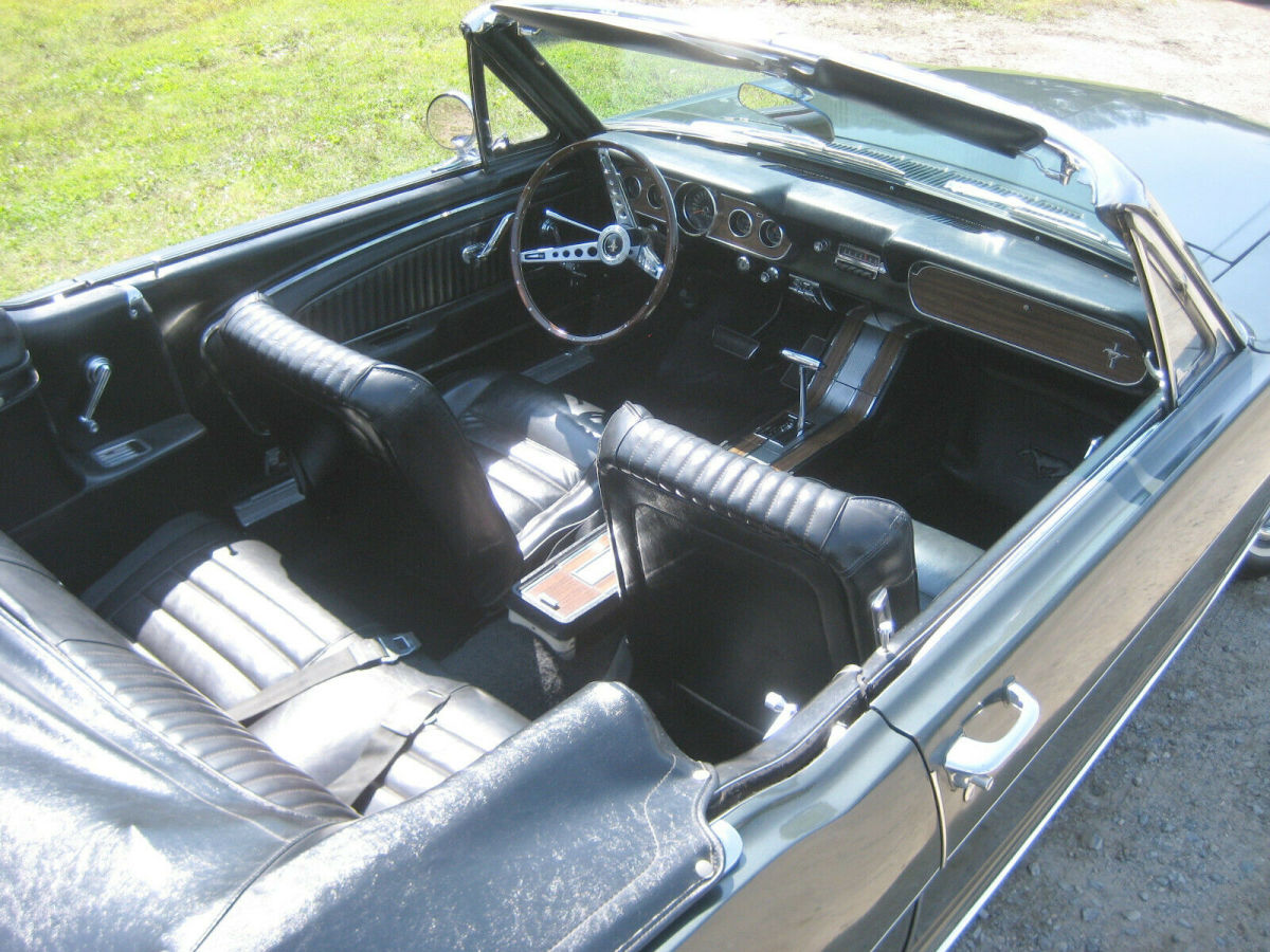 1966 Ford Mustang Deluxe Pony Interior - photo 10