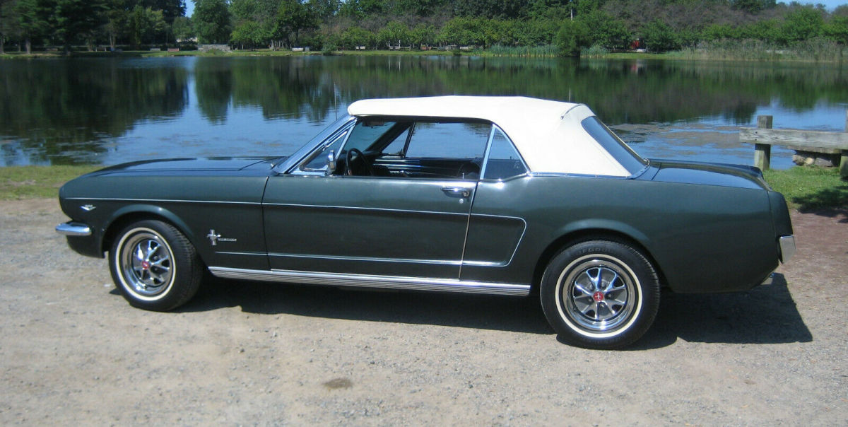 1966 Ford Mustang Deluxe Pony Interior - photo 2