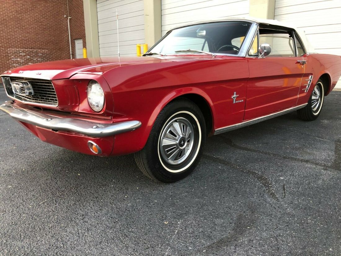 1966 Ford Mustang - photo 2