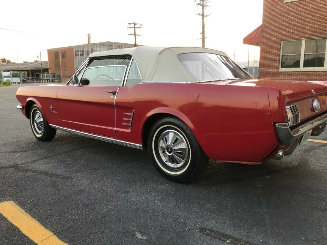 1966 Ford Mustang - photo 4