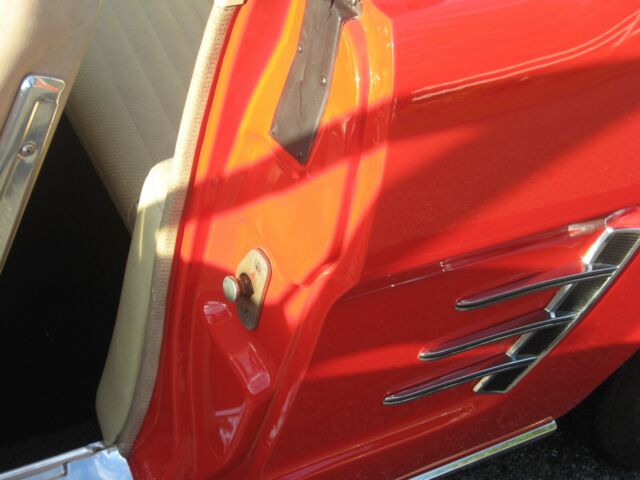 1966 Ford Mustang Convertible - photo 8