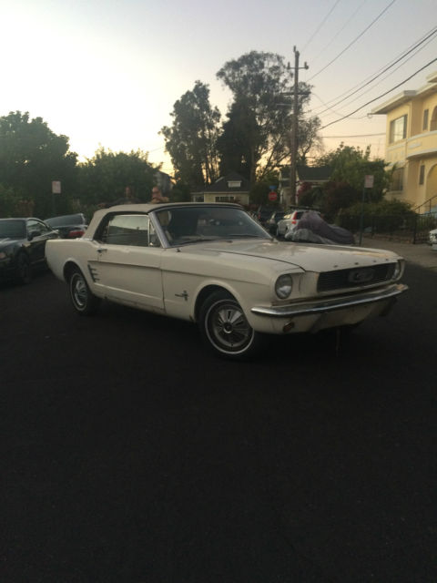 1966 Ford Mustang - photo 3