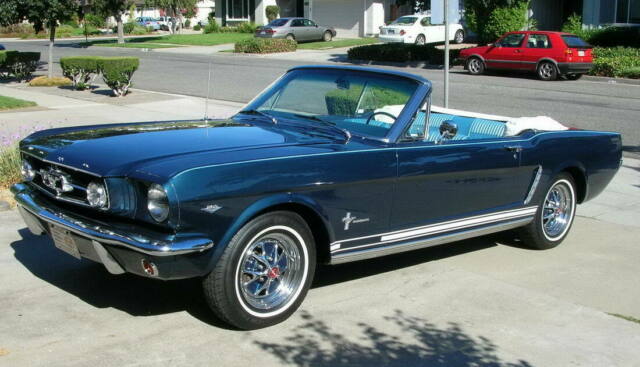 1966 Ford Mustang V-8 Convertible - photo 13