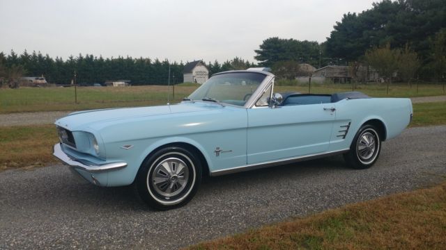 1966 Ford Mustang - photo 2