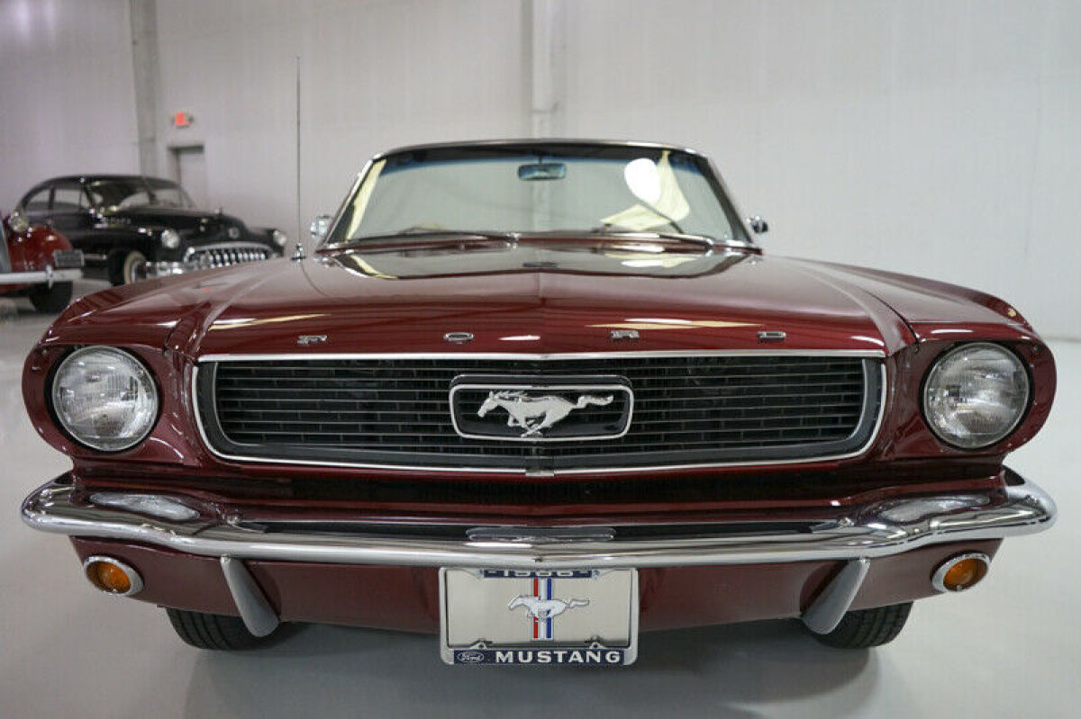 1966 Ford Mustang Convertible - photo 2