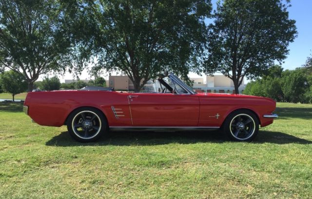 1966 Ford Mustang - photo 2