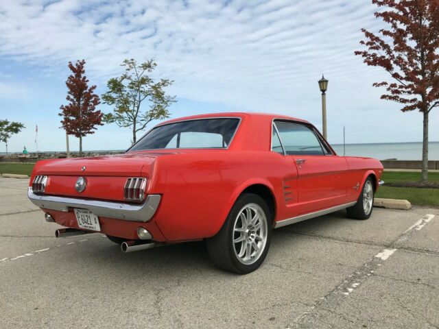 1966 Ford Mustang Pony interior - photo 3