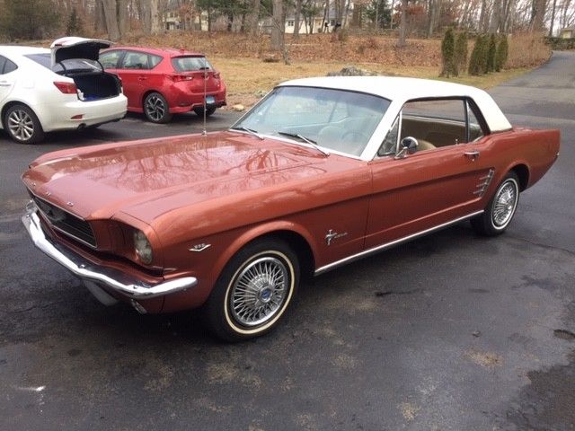 1966 Ford Mustang - photo 2