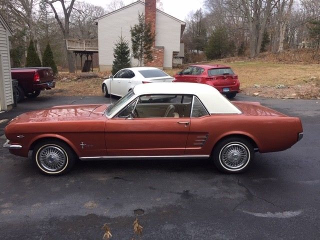 1966 Ford Mustang - photo 4