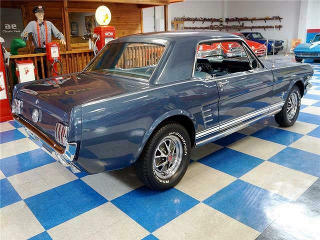 1966 Ford Mustang 351W / 5 Speed Borg Warner - photo 11