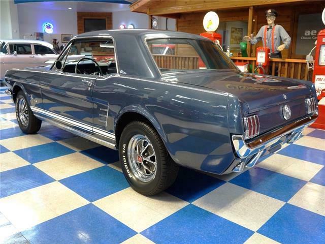 1966 Ford Mustang 351W / 5 Speed Borg Warner - photo 6