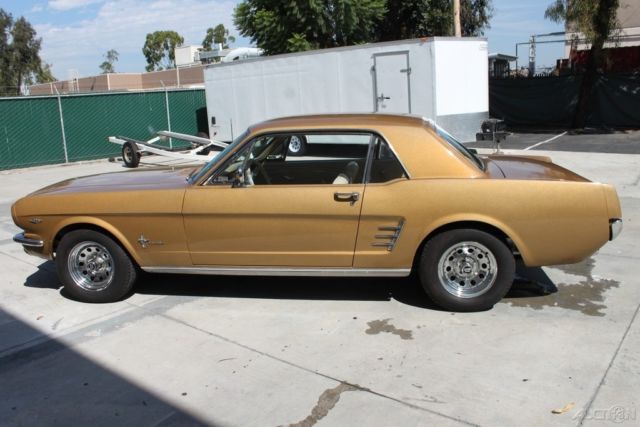1966 Ford Mustang - photo 8