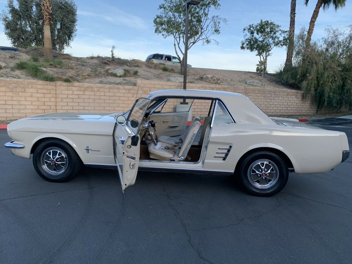 1966 Ford Mustang - photo 4
