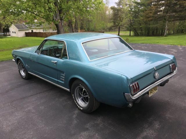 1966 Ford Mustang - photo 3