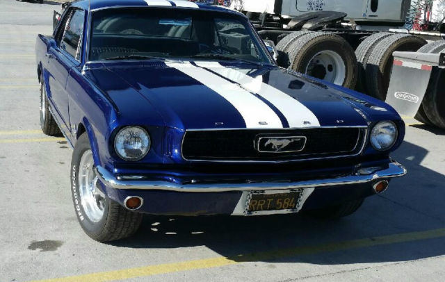 1966 Ford Mustang Coupe Lightning Blue Beauty 6 CYL auto SEND OFFERS Muscle Car 1966 Ford Mustang Hand made Mahogany Steering Wheel